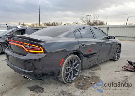 2021 Dodge Charger Sxt z USA, uszkodzony, nr VIN 2C3CDXBG1MH678010